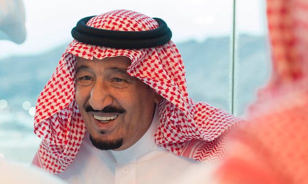 Saudi king cuts ministers' salaries 20% - News