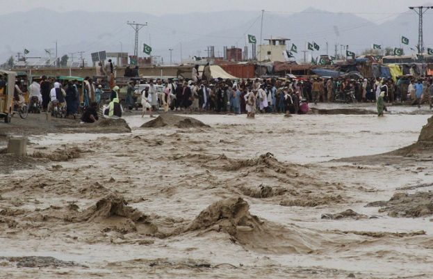 Flood causes a high current account deficit upcoming year in Pakistan