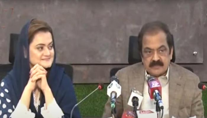 Information Minister Marriyum Aurangzeb (L) and Interior Minister Rana Sanaullah addressing a press conference in Islamabad on August 9, 2022. — YouTube screengrab via Geo News