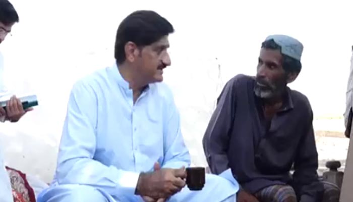 Chief Minister Sindh Syed Murad Ali Shah visiting Larkana to assess the flood situation. — Screengrab via Twitter/ @SindhCMHouse