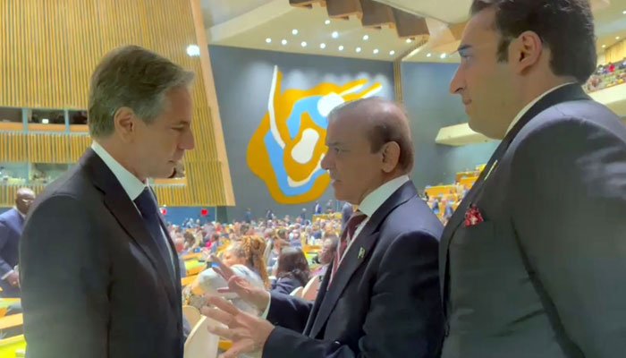 PM Shehbaz meeting US Secretary of State Antony Blinken on the sidelines of the 77th session of the United Nations General Assembly. Screengrab of a Twitter video. Twitter/PakPMO