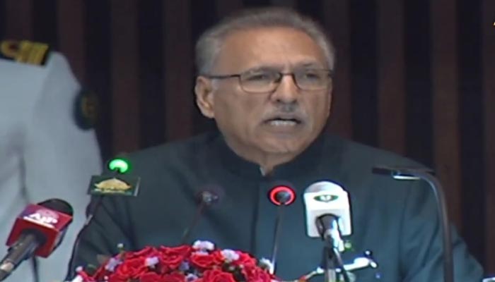 President Arif Alvi addresses a joint session of the Parliament to mark the beginning of the last parliamentary year of the current National Assembly on October 6, 2022. — YouTube Screengrab via PTV News