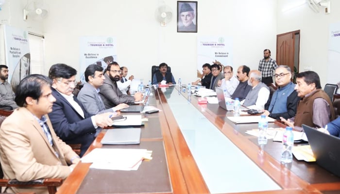 Sindh Education Minister Sardar Ali Shah (centre) chairs the meeting in Karachi on March 1, 2023. — Photo by author