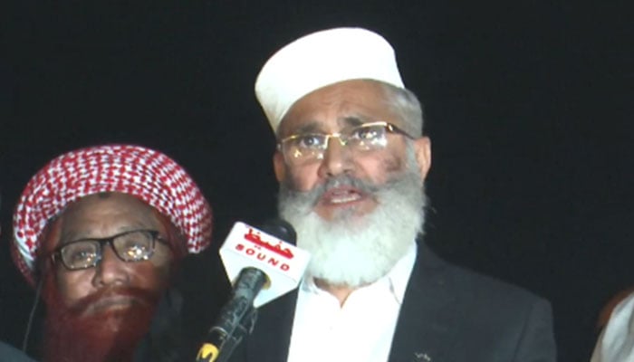 Jamaat-e-Islami (JI) Emir Sirajul Haq speaking at a political gathering in Dera Ghazi Khan on November 26, 2023. — Facebook/Jamaat -e- Islami Pakistan