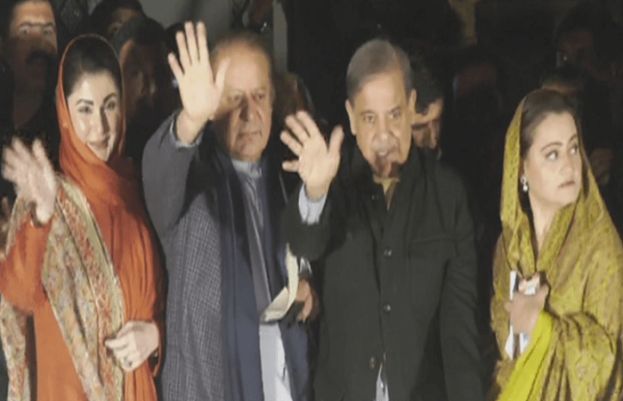 'Can't afford confrontation': Nawaz invites rivals to join hands for prosperity